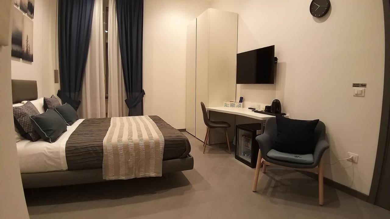 Tito'S Rooms Neapel Exterior foto